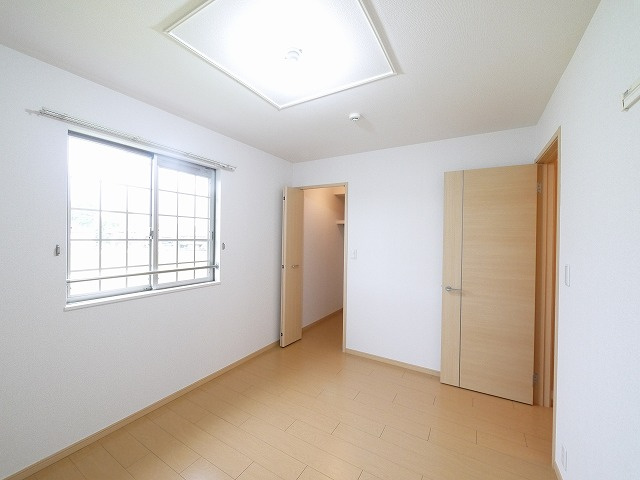 グランツ大和の洋室|使い勝手のいい洋室です