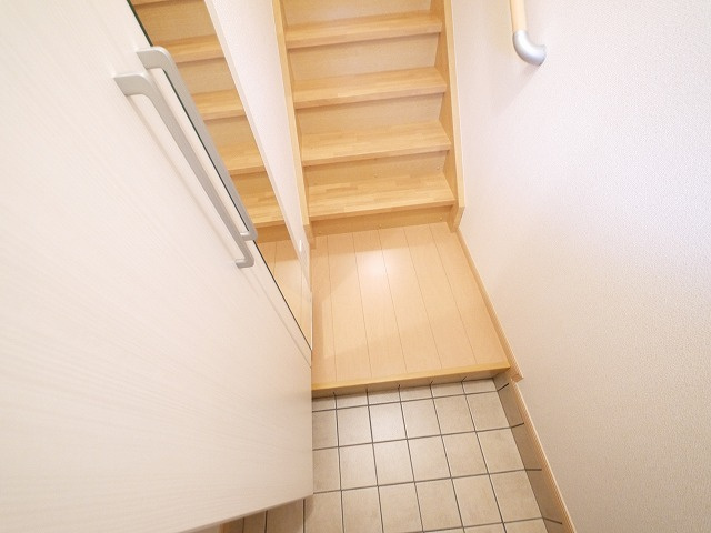 グランツ大和の玄関|明るい玄関です