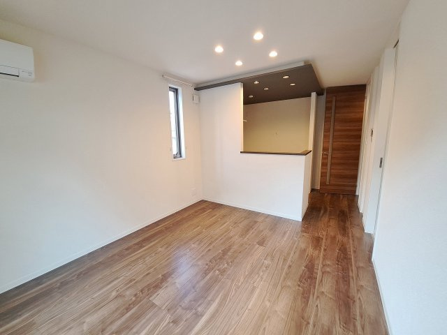 シーシェル浜甲子園の居間・リビング