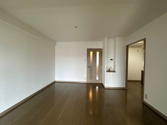 グローバル高田の居間・リビング