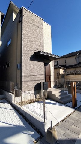 箕面市桜５丁目の新築一戸建の外観