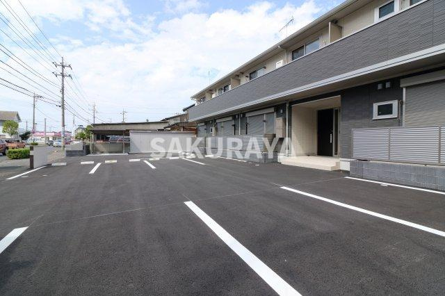 タウンコートⅡ八幡の駐車場