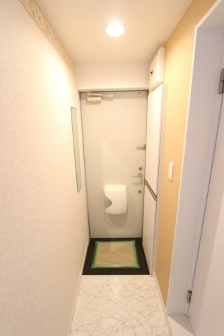 ユナイト浅田パットンの杜の玄関