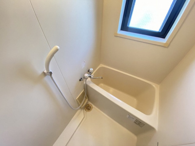 【浴室】 | コンフォートベネフィス平尾 | 別号室の写真になります。現況優先。