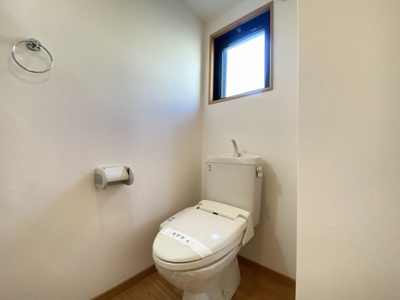 【トイレ】 | コンフォートベネフィス平尾 | 別号室の写真になります。現況優先。