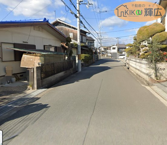 加古川市東神吉町出河原　土地の周辺|前面道路は広々としておりますので、お車の運転が苦手な方でも安心ですね。