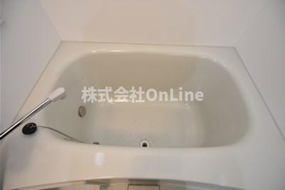 クリエオーレ若草町Ⅱの浴室