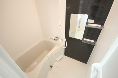 【浴室】 | CB吉塚シャリオ | 別号室の写真になります。現況優先。
