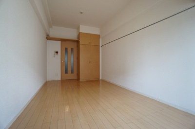 【居間・リビング】 | アリビオ博多駅東 | 別号室の写真になります。現況優先。