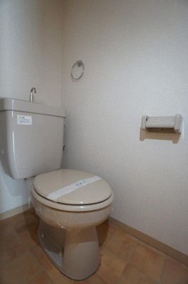 【トイレ】 | アリビオ博多駅東 | 別号室の写真になります。現況優先。