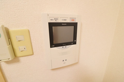 【セキュリティ】 | リファレンス博多駅前 | 別号室の写真になります。現況優先。