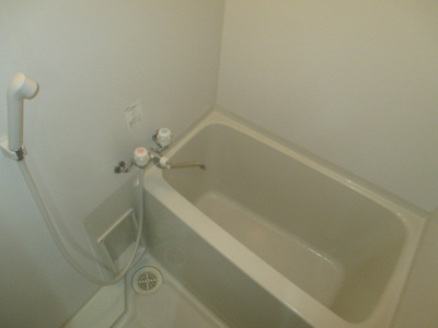 【浴室】 | chocolate | 別号室の写真になります。現況優先。