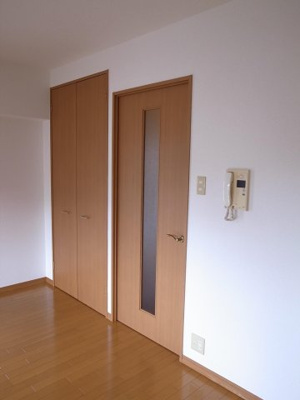 【内装】 | エミリエ博多 | 別号室の写真になります。現況優先。