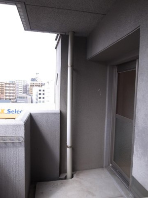 【バルコニー】 | エミリエ博多 | 別号室の写真になります。現況優先。