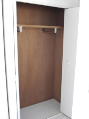 【収納】 | ルミナス博多 | 別号室の写真になります。現況優先。