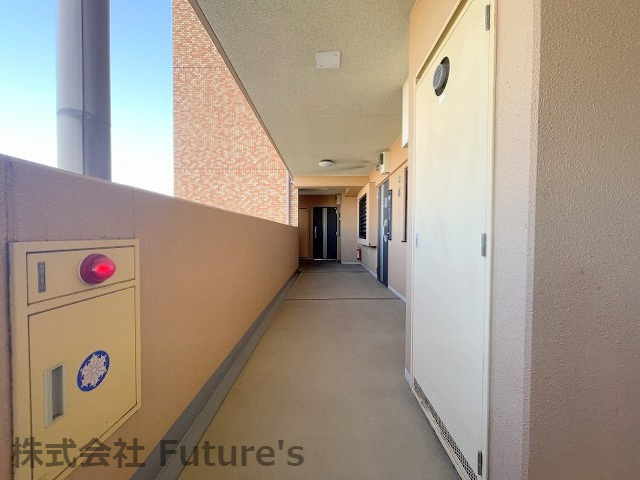 グリーンミユキ吉川駅前のその他共用部分|6階共有スペースです。