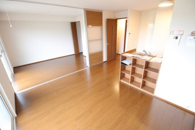 セジュールアルジェント【キャッシュバック対象】の居間・リビング