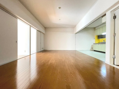 【居間・リビング】 | 第二千里グランドハイツ