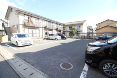 【駐車場】 | メゾンドールα　C棟