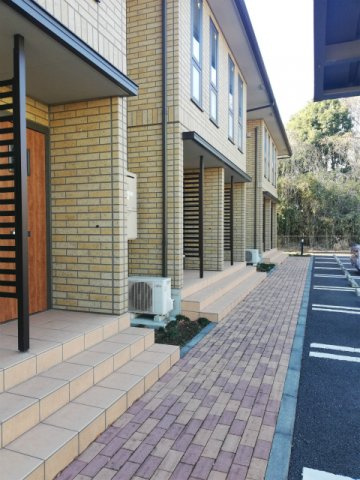 エスプリメール　Ａ　大字羽川のエントランス