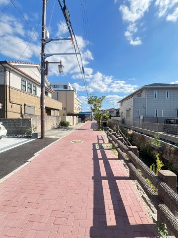 モナルダ東宮の周辺