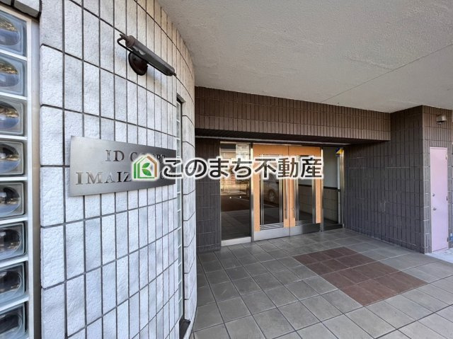 アイディコート今泉町のエントランス