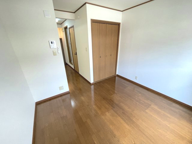 【寝室】 | 外観もきれいです