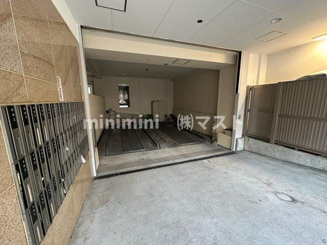 ＳＥＲＥＮＩＴＥ－04の駐車場