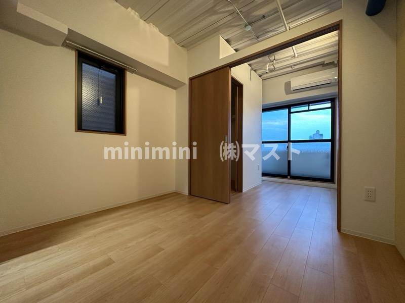 ＳＥＲＥＮＩＴＥ－04の居間・リビング