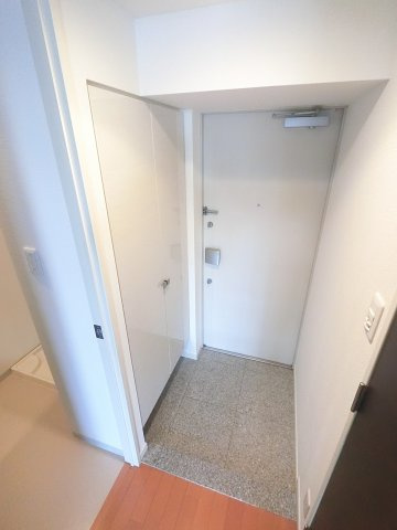 スカイグランデ船橋宮本の玄関