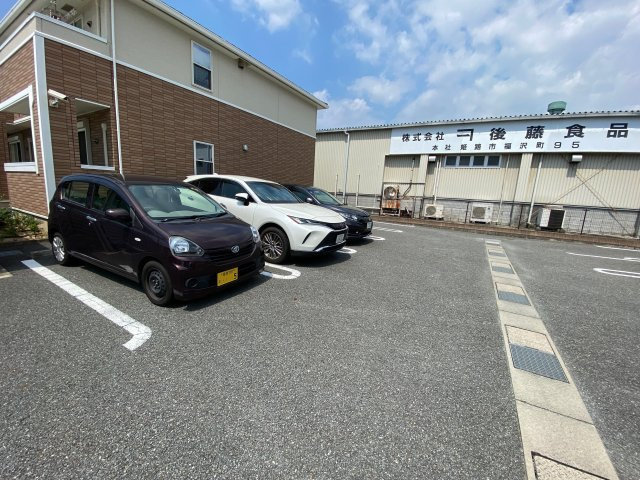 グランデ光祥１の駐車場