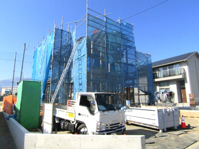 【外観】 | ブルーミングガーデン　南アルプス市野牛島　1号棟 | 落ち着いた雰囲気の外観です