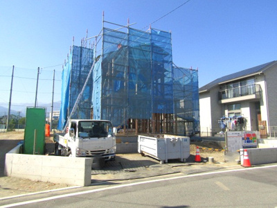 【駐車場】 | ブルーミングガーデン　南アルプス市野牛島　1号棟 | 駐車場です