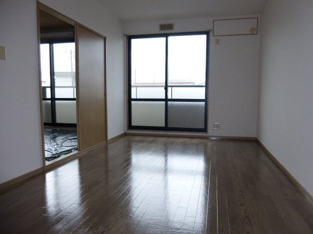 ジュネス今宿の寝室