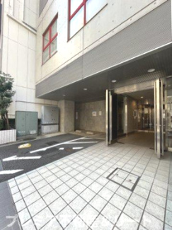 【エントランス】
