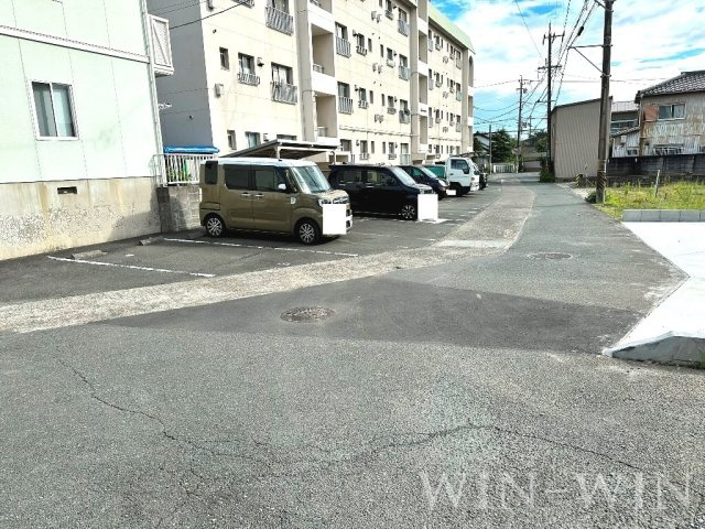 アネックス10 Aの駐車場