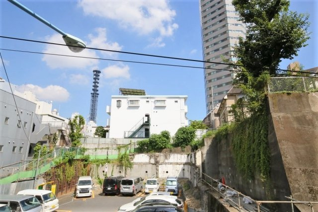 新宿区舟町の賃貸マンションの展望