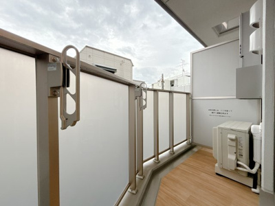 【バルコニー】 | メゾン・クロイゾン