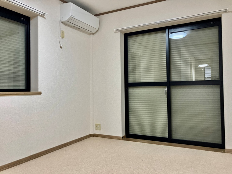 東小岩戸建の寝室