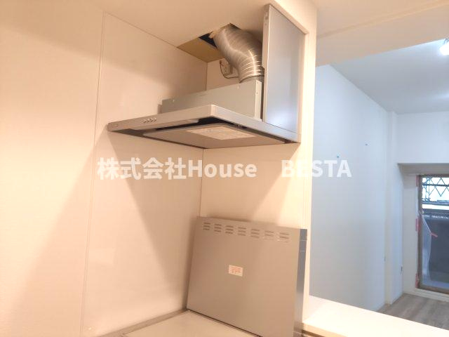 セレニテ神戸ミラクシュッドのキッチン