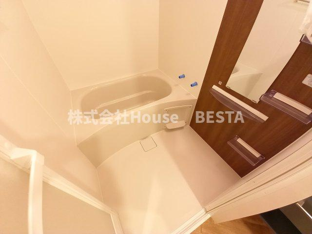 セレニテ神戸ミラクシュッドの浴室