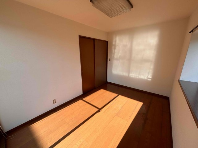 【洋室】 | レジデンス南町B棟