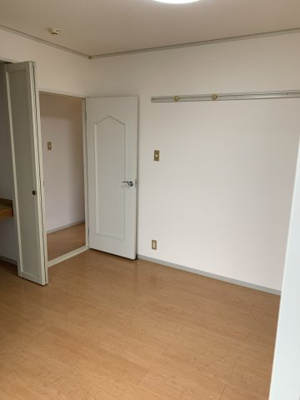 【洋室】 | セジュール黒部B