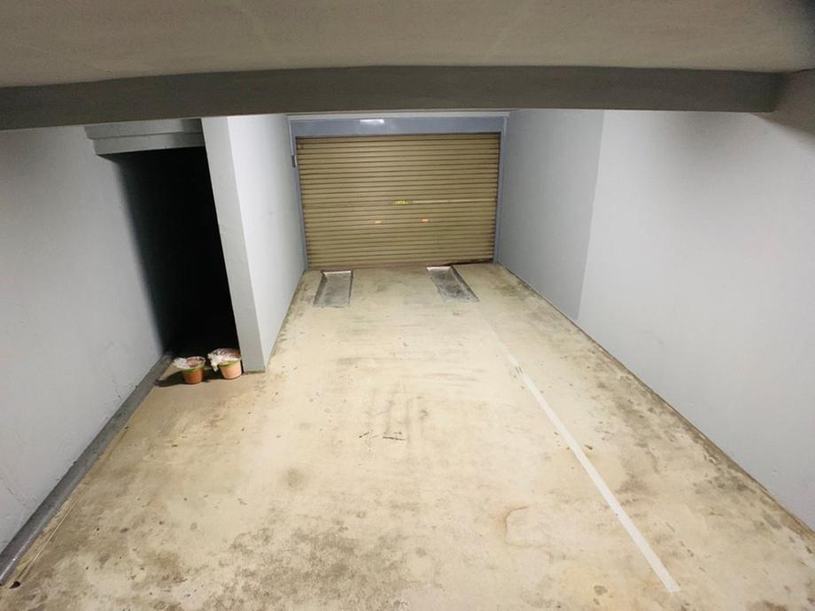 三ツ島4丁目　中古一戸建ての駐車場|車庫