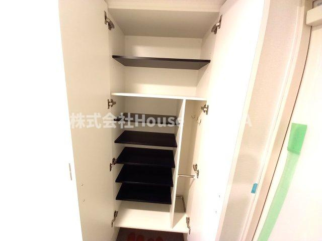 セレニテ神戸ミラクシュッドの収納