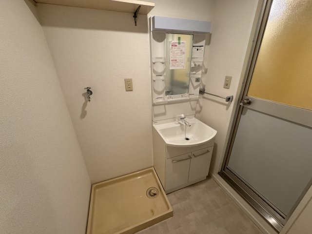 アークヒルズ志井の独立洗面台