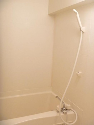 【浴室】 | ソフィア高宮B館 | 別号室の写真になります。現況優先。