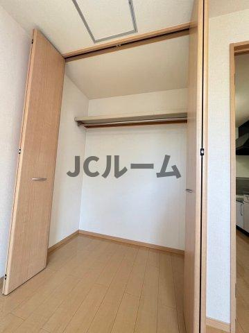 ロイヤルガーデン絆 Dの収納