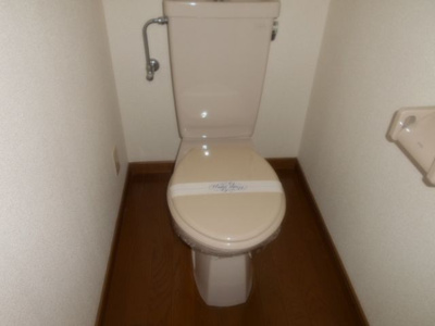 【トイレ】 | ロマネスク日赤通り | 別号室の写真になります。現況優先。