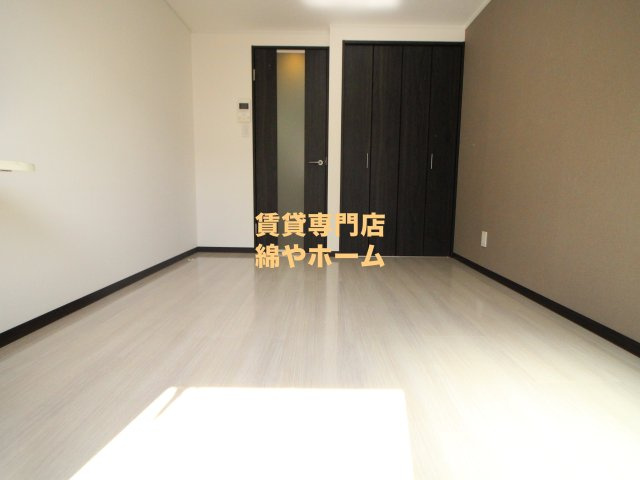 ルポゼ　スギモトの洋室|明るい洋室です